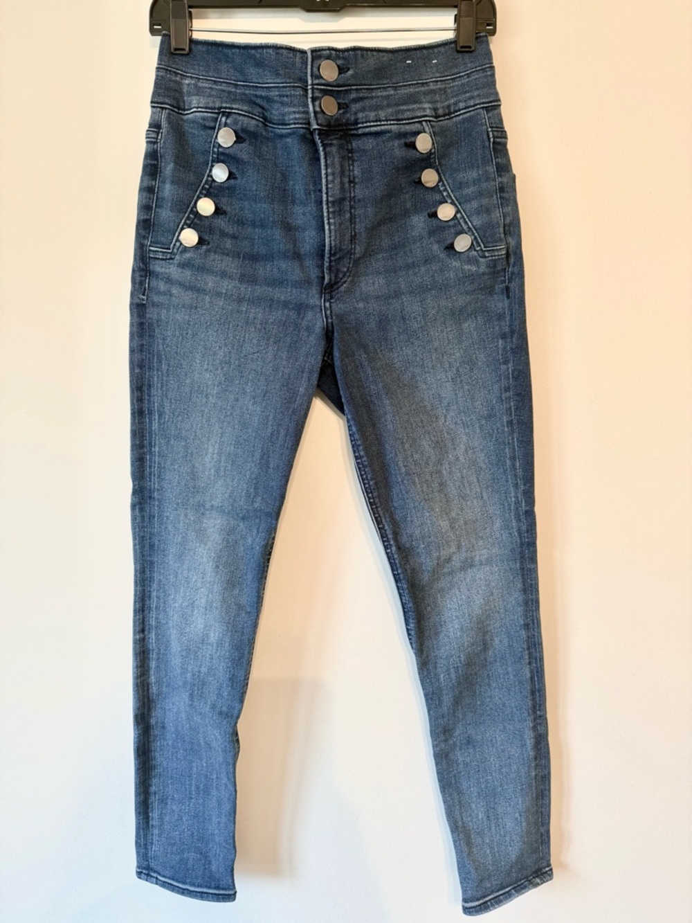 EXPRESS High Rise Super Skinny Jeans with Button Details Size 10